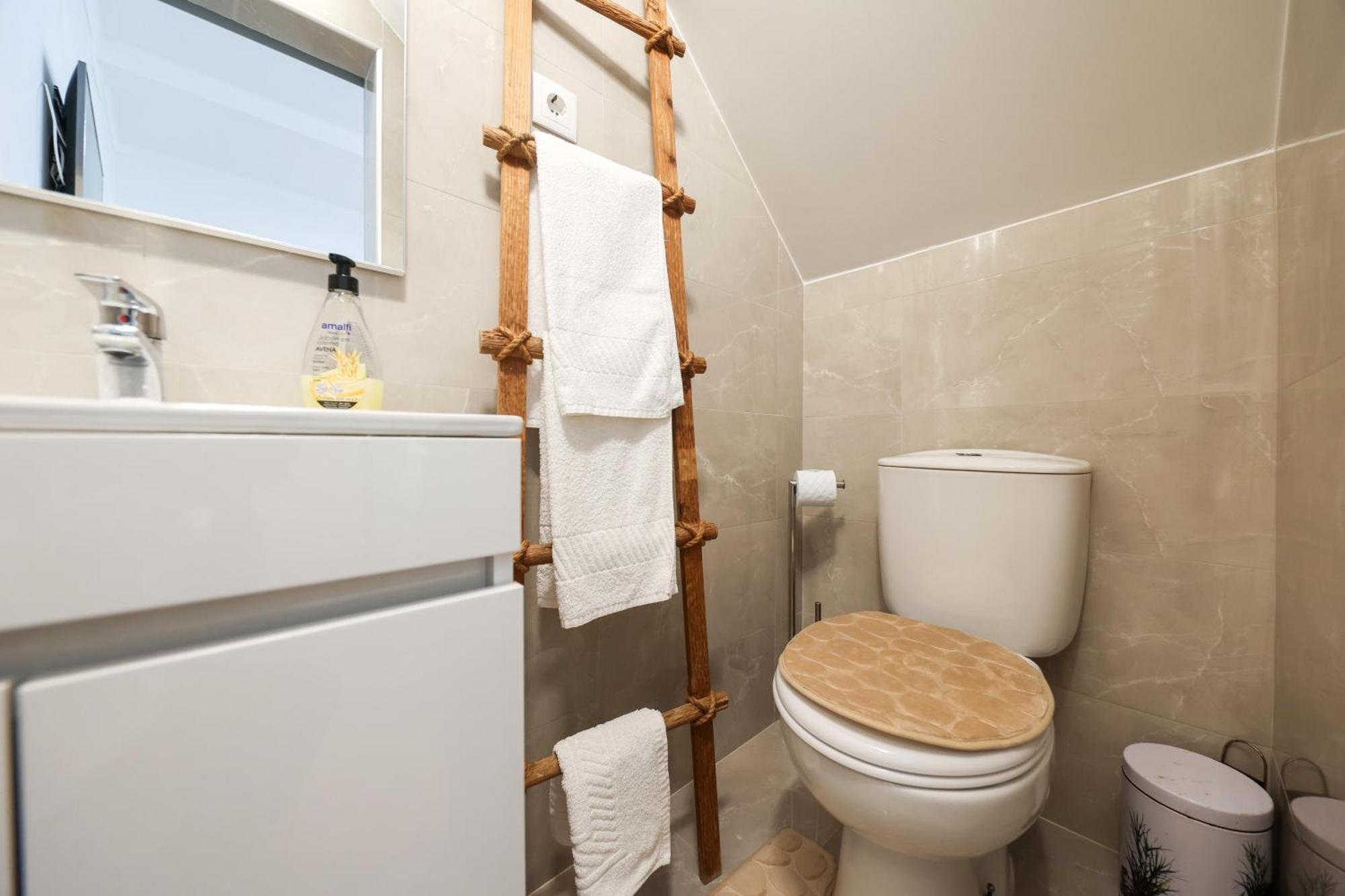 Dina Beach House Quinzico Nazare Luaran gambar
