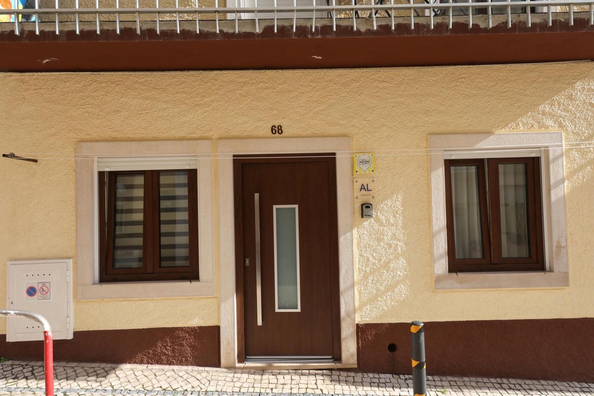 Dina Beach House Quinzico Nazare Luaran gambar