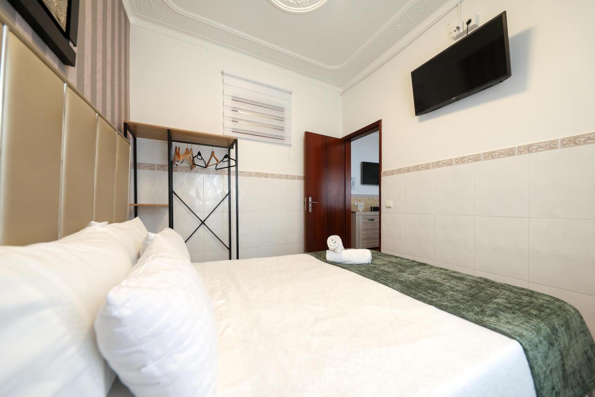 Dina Beach House Quinzico Nazare Luaran gambar